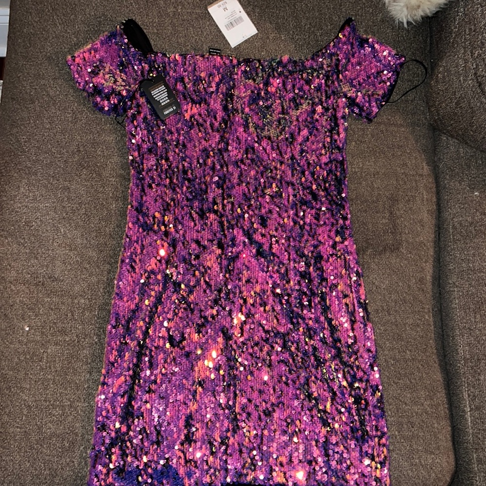 Forever 21 brand new Sequin iridescent mini dress size medium